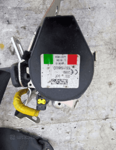 Avensis T29 15-21R pas bezpieczenstwa tyl komplet 8