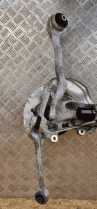 Bmw F34 zwrotnica amortyzator prawy przód przednia 6798260 6859040 13