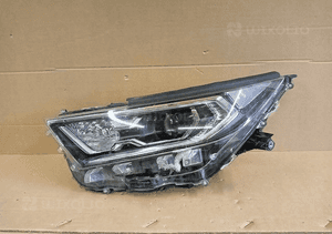 Lampa lewa lewy full led toyota RAV4 rav 5 v 2019- 1