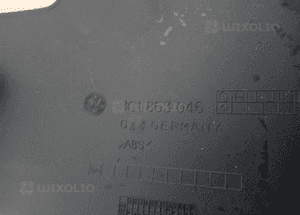 Osłona zaślepka tunelu prawa VW Passat B6 3C1863046G 3
