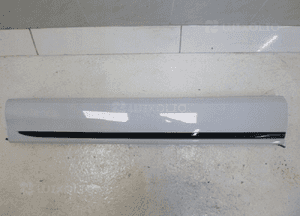 Audi rs Q8 4M8 listwa drzwi prawy przód 4M8853960B 2