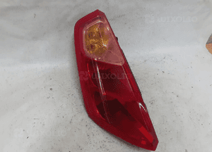 Tyl tylna lampa lewa fiat grande punto hb 1