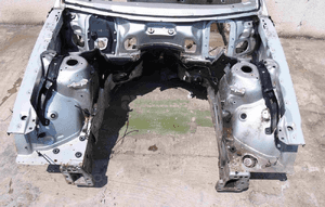 Podłuznica cwiartka lewa lub prawa kolor 744 mercedes sl R230 2