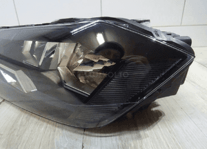 VW Polo  Lampa Przód lewa 2g1 2G1941005 VI LLU 3
