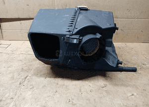 Obudowa filtra powietrza Audi A6 C6 2.0 TDI 4F0133835H 1