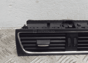 Kratka nawiewu srodkowa audi A4 B8 A5 8T 3