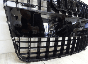 Grill atrapa audi Q7 lift 4L0853651G 5