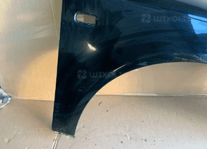 Błotnik prawy przód przedni prawy Audi A4 B7 3