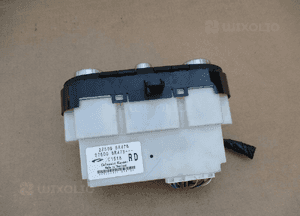 QASHQAI 06-13 panel nawiewu 27500BR47B 4