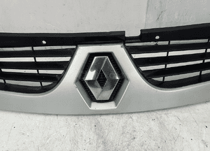 Renault Master II ATRAPA CHŁODNICY GRILL 8200426365 3