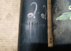 Amortyzator przód przedni Mercedes ML W163 Komplet A1633261100 5