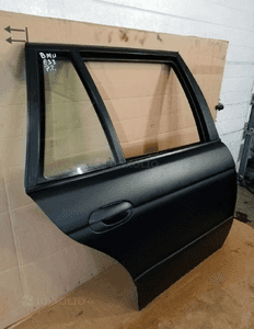 Drzwi prawy tył tylne prawe BMW 5 E39 Kombi 2