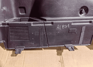 BOCZEK BAGAŻNIKA LEWY 85730-3U000 KIA SPORTAGE III 10- 2