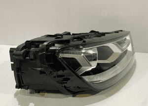 Audi Q7 4M Lampa przednia LED - Prawa 12712 3
