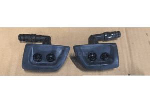 Spryskiwacze lamp przednich Land Rover Discovery 3 III