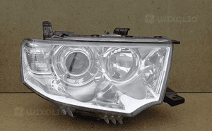 Lampa prawa prawy xenon mitsubishi L200 09-14 1