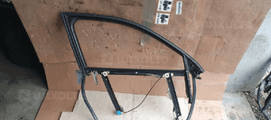 Mechanizm podnośnik szyby ramka prawy przód Audi A4 B6 8E0837630 2