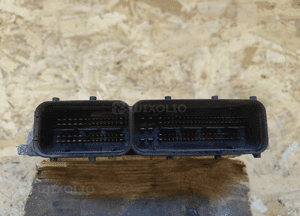 ECU STEROWNIK SILNIK KOMPUTER Saab 93 1.9 tid OE0281013225 2