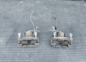 Zacisk Zaciski Jażmo Przód Przednie Hamulcowy Hamulcowe AUDI A4 B6 B7 VW 288mm 3