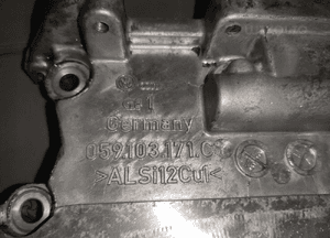 AUDI Q7 4L 3.0TDI CJG CJGA OBUDOWA OSŁONA DEKIEL ROZRZĄDU CZUJNIK WAŁU ORYG 15