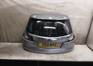 Klapa tył tylna bagażnika opel insignia 1 i a Z163 szara kombi 1