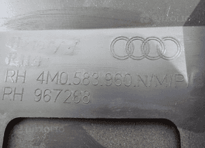 Audi Q7 s-line listwa drzwi prawa przód 4M0583960N 9