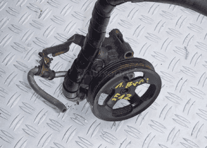 Pompa wspomagania toyota 1.8 vvt-i E12 radom 1