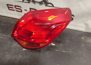 Lampa tył prawa opel astra j 09-15 hb 2