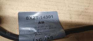Klema minusowa akumulatora bezpiecznik Jaguar XF X250 8X2T-14301-AB 6