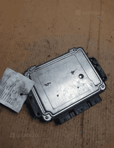 } KOMPUTER RENAULT 0281011724 8200311550 4