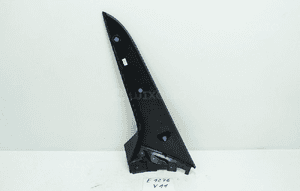 Spoiler klapy bagażnika prawy tył hyundai kona 23- 4