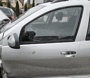 Dacia Sandero I  Stepway drzwi przód przednie  lewe TED69 1