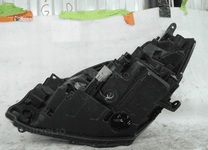 Toyota yaris iii lift led cała lampa przednia prawa 7