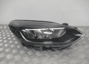 Lampa przednia przód prawa ford fiesta MK8 viii lift full led 2021- 3
