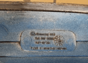 Spoiler lotka daszek klapy bagażnika VW Touareg 7L6827933C LD5Q 6