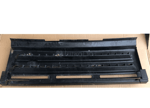 Grill atrapa chłodnicy zielony Land Rover Discovery 1 I 300Tdi 1994-1998 2