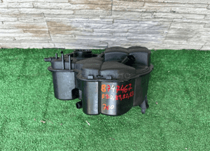 Zbiornik wody bmw M5 M8 F90 F91 F92 F93 8747467 1