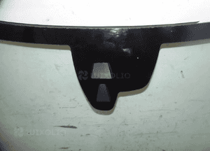 Volvo V40 D3 2014R szyba czołowa przednia 3