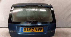 Klapa bagaznika tył tylna volvo V50 kombi 466-46 niebieska popielata 1