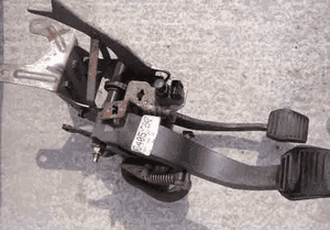 Ford Mondeo MK3 MK 3 pedal sprzegla hamulca