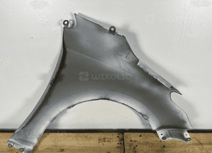 Blotnik przod przedni lewy toyota yaris iv 4 2020- bardzo ladny oryginalny 5