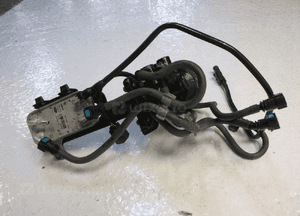 VOGUE L322 3.6 D OBUDOWA FILTRA PALIWA CHŁODNICZKA 3