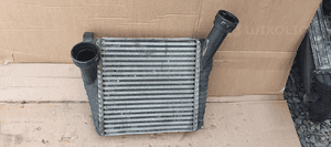 Intercooler chłodnica intercoolera VW Touareg 3.0 TDI 7L6145804 1