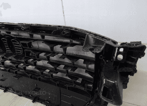 Grill atrapa zderzaka audi Q2 81A 81A853651 12