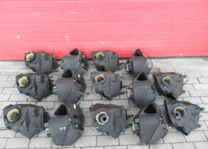 Filter filtr powietrza audi A6 c 2.7 3.0 tdi 4F0 obudowa 1