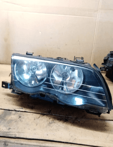 Lampa prawy przód przednia prawa BMW 3 E46 8361948 2