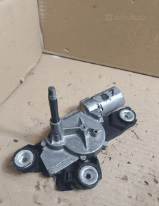 SILNICZEK WYCIERACZKI TYŁ FORD FOCUS MK3 nr 0390201205 / BV61-17K441-AA 6