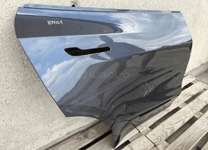 Drzwi tyl tylne prawe tesla model y 2020- bardzo ladne 2