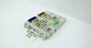 FORD SKRZYNKA BEZPIECZNIKÓW GV6T-14A073-EF 3