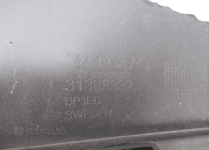 Zderzak tylny tył volvo V90 cross country 2016- 13